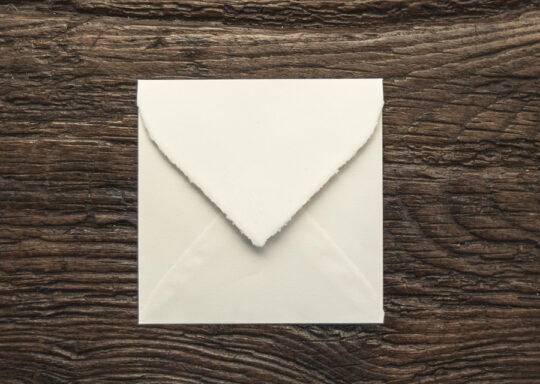 Square envelope "Amalfi" model (ivory or ivory-pink)